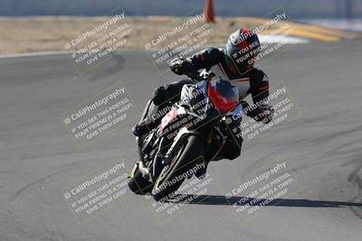 media/Nov-05-2022-SoCal Trackdays (Sat) [[f8d9b725ab]]/Turns 9 and 8 (1050am/